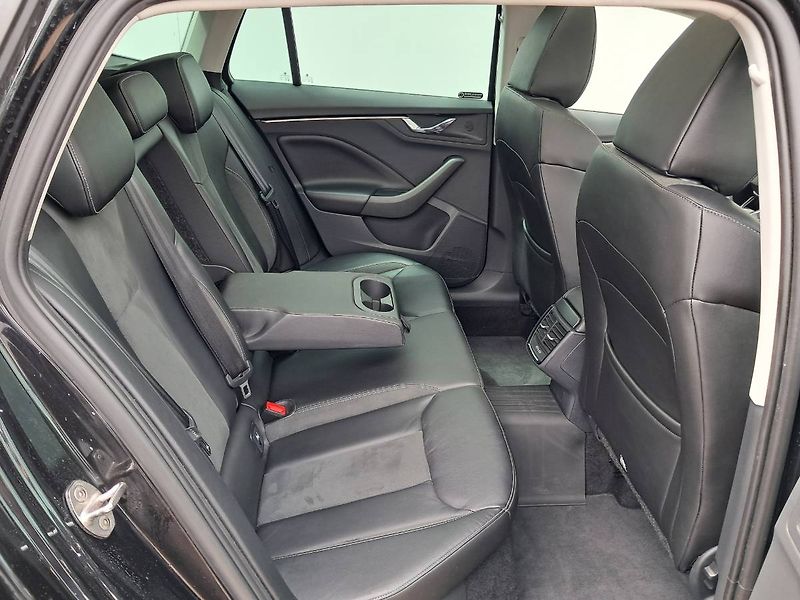 Škoda Scala (2021) STYLE Extra 1.5 TSI / 110 kW D - fotka 24 z 29