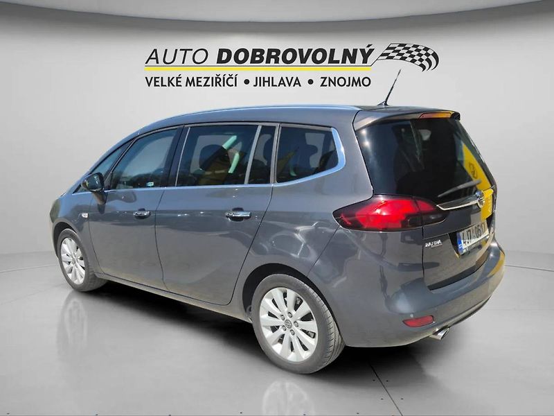 Opel Zafira Tourer Cosmo 2.0CDTI 121kW MT6 - fotka 5 z 42