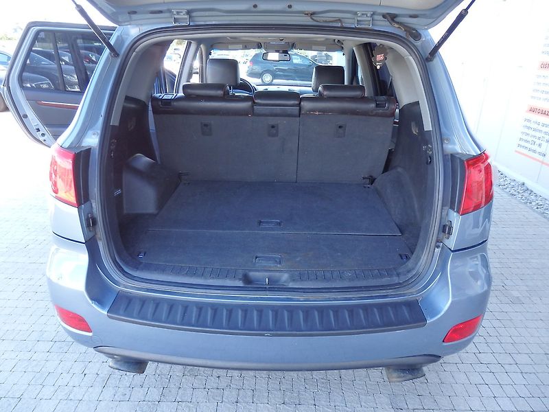 Hyundai Santa Fe 2.2 CRDI 10x AIRBAG - fotka 8 z 16