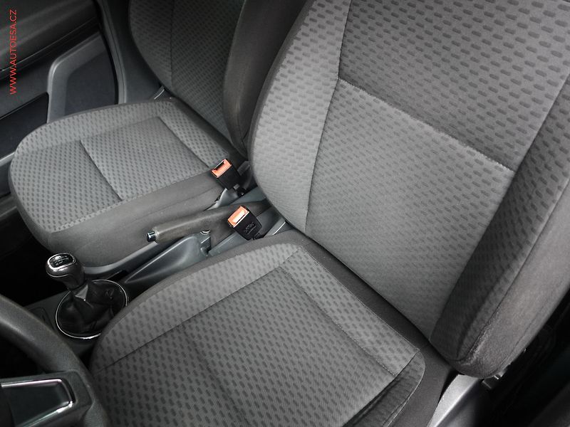 Škoda Fabia (2014) 1.2TSi, ČR, Ambition - fotka 9 z 18