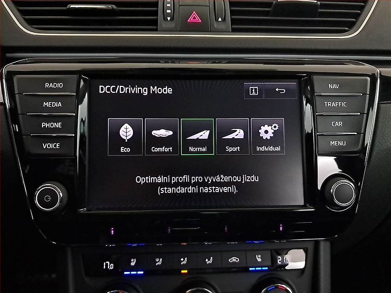 Škoda Superb (2017) Laurin&Klement 2.0 TDI - fotka 22 z 23