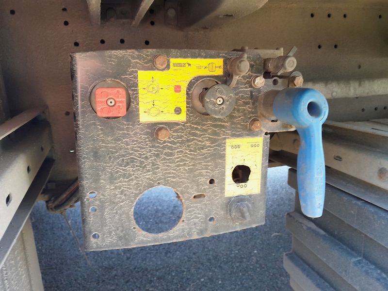 Schmitz SPL 24/L - 13,62 E B - fotka 10 z 29
