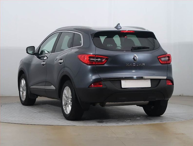Renault Kadjar (2017) 1.2 TCe, Automat, ČR,1.maj - fotka 4 z 20