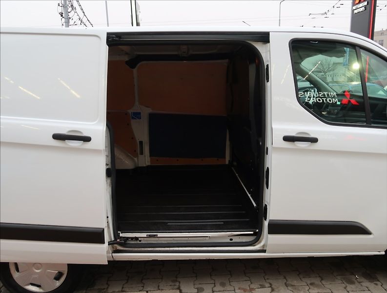 Ford Transit Custom 2,0 TDCi ČR 1 MAJITEL - fotka 26 z 27