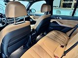 BMW X5 (2023) xDrive 30d mHEV A/T - náhled 13