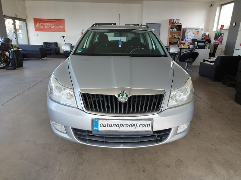 Škoda Octavia (2010) 1,6TDi 77KW KLIMA ALU NAVI - fotka 2 z 21