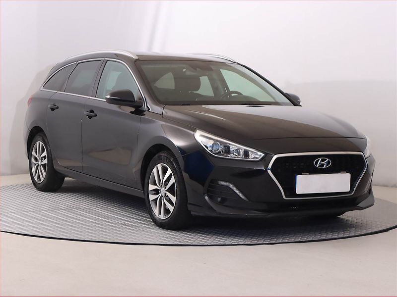 Hyundai i30 (2020) Family 1.6 CRDi, Serv.kniha - fotografie inzerátu