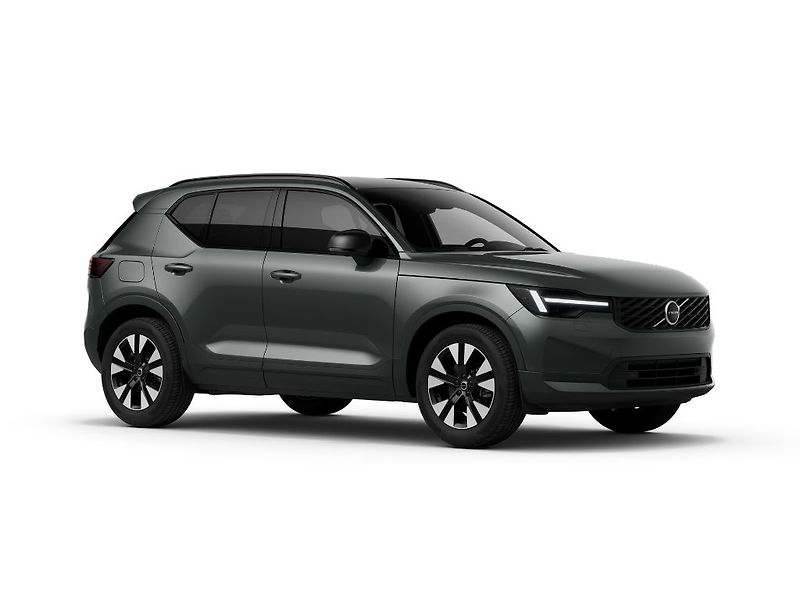 Volvo XC40 PLUS B3 FWD 120kW - fotka 13 z 13