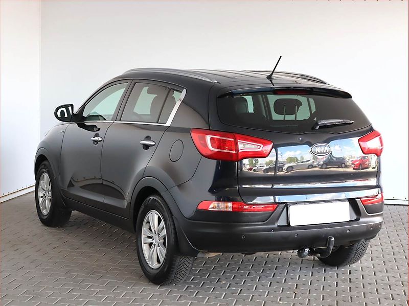 Kia Sportage (2011) 2.0 CRDi, 4X4, Automat - fotka 4 z 21