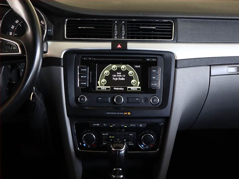 Škoda Superb (2014) Ambition 2.0 TDI, Automat - fotka 10 z 16