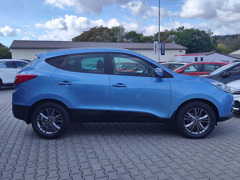 Hyundai ix35 2.0 GDI/122kW Style Navi - fotka 4 z 36