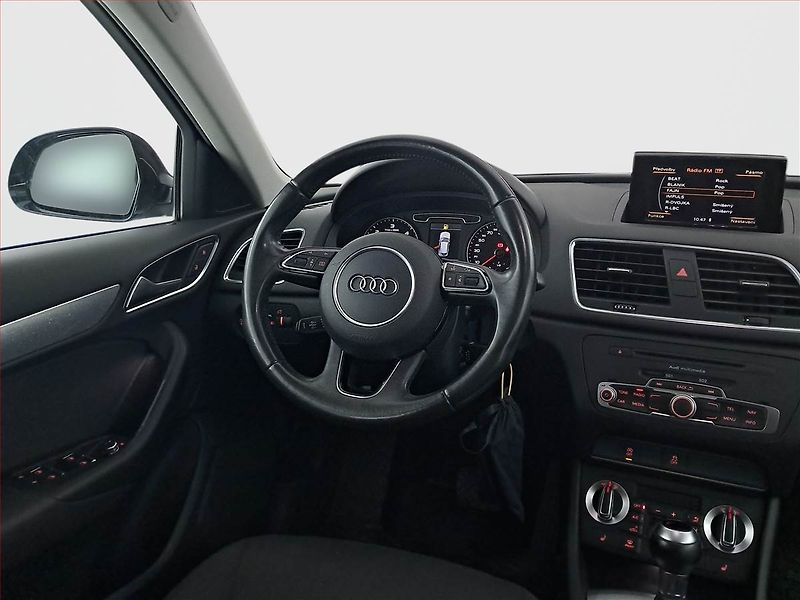 Audi Q3 (2014) 2.0 TDI, 4X4, Automat, Navi - fotka 7 z 20