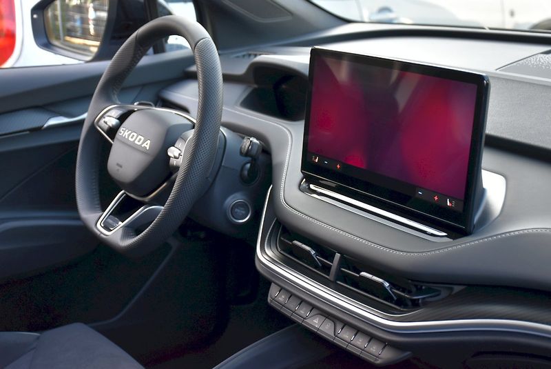 Škoda Elroq (2026) Sportline 85 - fotka 28 z 48