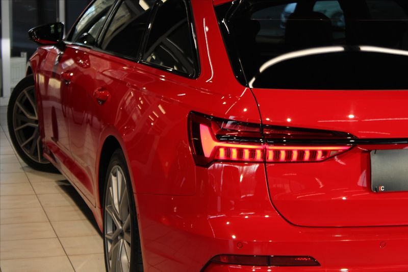 Audi A6 Avant 50 TDi quattro S line AC - fotka 31 z 36
