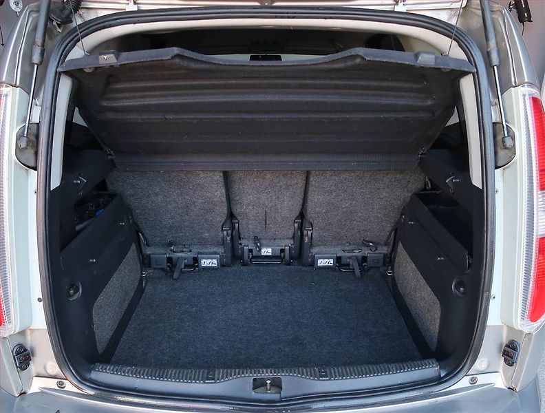 Škoda Roomster (2008) 1.4 16V, po STK, dobrý stav - fotka 13 z 15