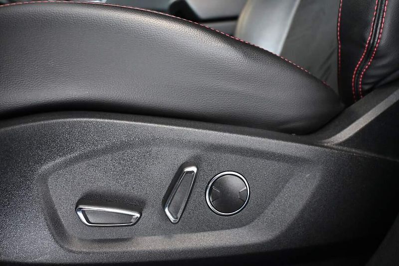 Ford S-MAX (2022) 2.0 ST-LINE 140 KW 4x4 LED ACC - fotka 32 z 43