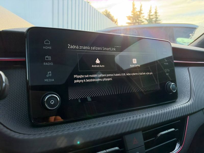 Škoda Kamiq Monte Carlo 1,0 TSI 85 kW 6° M - fotka 22 z 32