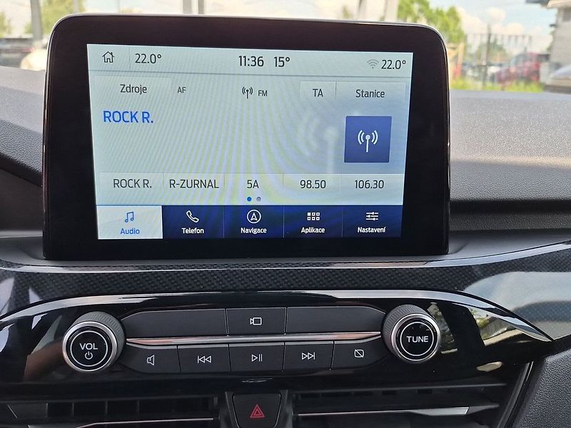 Ford Kuga ST-Line X  1,5 EcoBoost - fotka 17 z 28