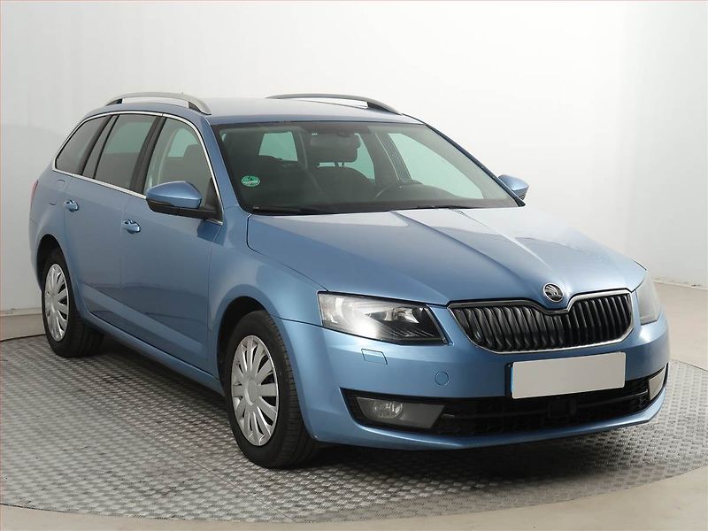 Škoda Octavia (2014) 2.0 TDI, 4X4, Navi, Xenony - fotografie inzerátu