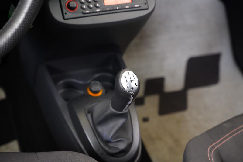 Renault Twingo - fotka 21 z 24