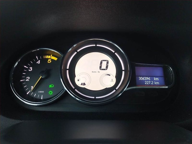 Renault Mégane (2010) 1.5 dCi, po STK, CZ doklady - fotka 11 z 18