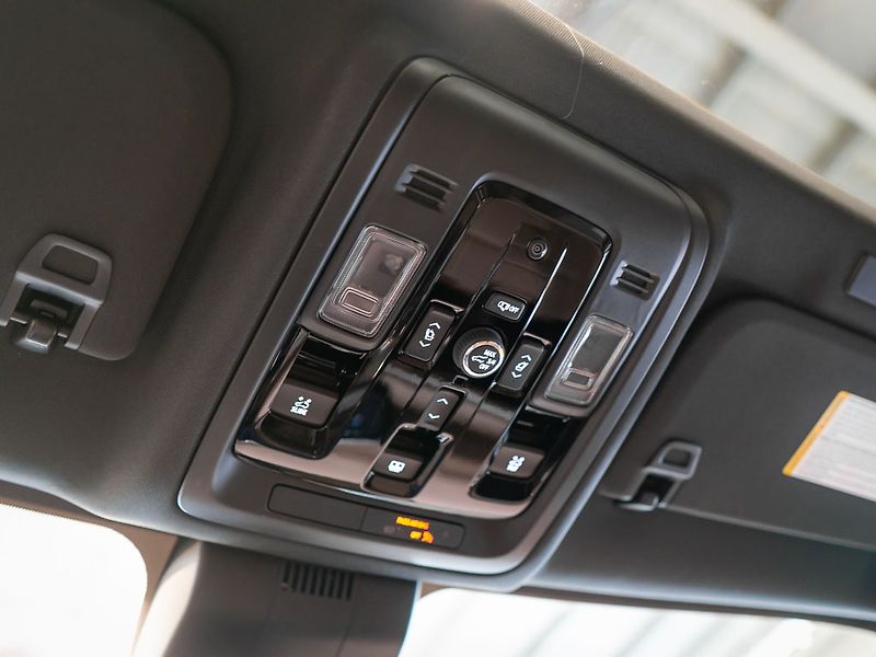 Chevrolet Tahoe (2026) 6.2 V8 High Country 2.5 Lift - fotka 38 z 45