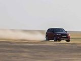 Range Rover Sport.
