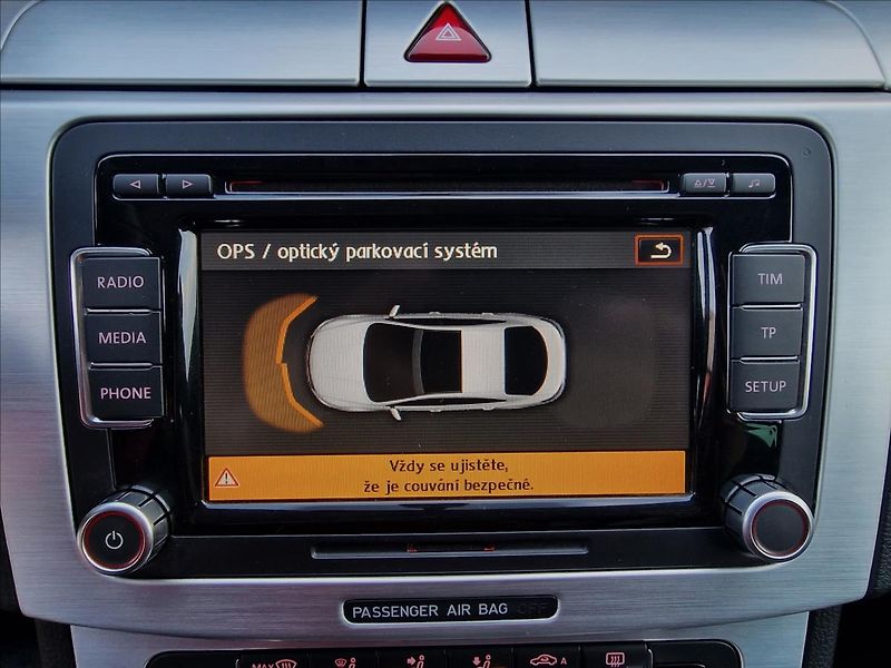 Volkswagen Passat CC 2.0 TDI 125kW DSG, původ ČR - fotka 25 z 43