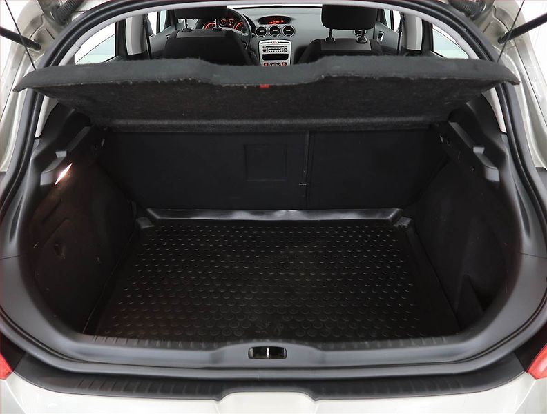 Peugeot 308 (2011) 1.6 HDi, Tempomat - fotka 13 z 18
