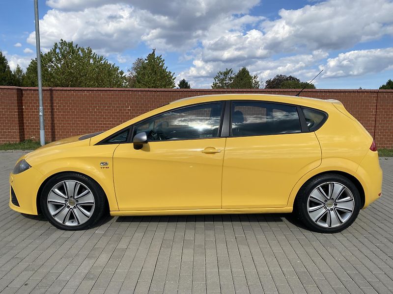 Seat Leon (2007) 2.0TFSi FR,147kW,TEMP,KLIMA!! - fotka 2 z 40