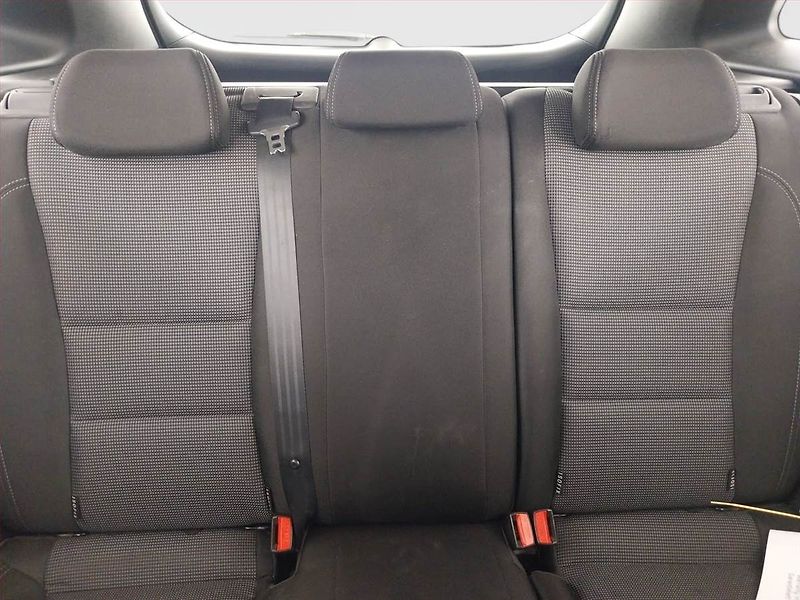Hyundai i30 (2013) 1.6 MPI, ČR,1.maj, Serv.kniha - fotka 10 z 18