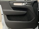 Volvo XC40 B3 DARK PLUS AUT CZ  - náhled 7