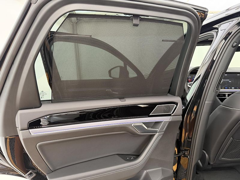 Volkswagen Touareg 3.0Tdi*210kw*1-MAJ*DPH*R-Line* - fotka 13 z 49
