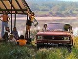 Reklamní letáky a prospekty na socialistické osobní automobily