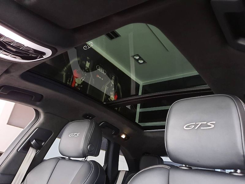 Porsche Macan (2024) GTS (324kW/440k) PDK - fotka 21 z 27