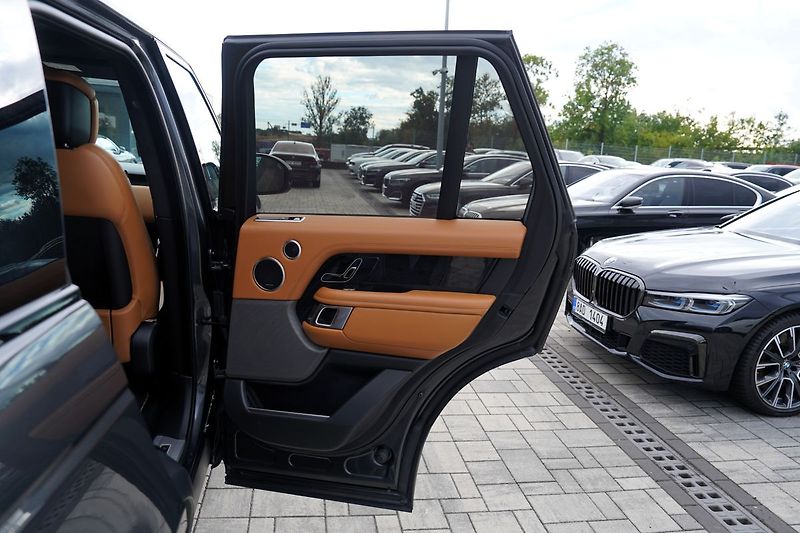 Land Rover Range Rover 4.4 SDV8 Autobiography/340 PS/ - fotka 23 z 49