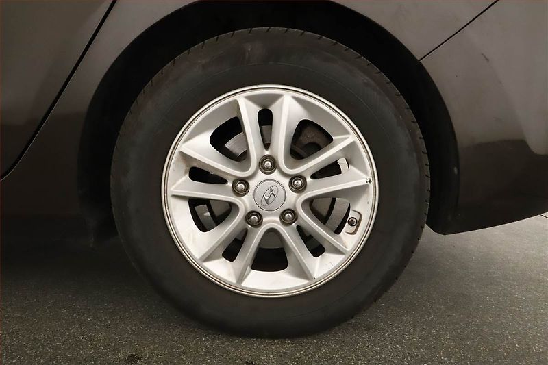 Hyundai i30 (2016) 1.6 CRDi, Tempomat - fotka 11 z 13