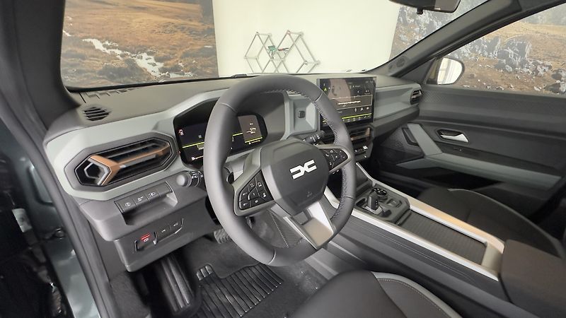 Dacia Bigster (2026) Extreme Hybrid-G 150 4x4 - fotka 21 z 34