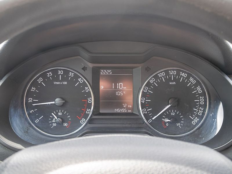 Škoda Octavia (2015) ČR 1.6TDI 66KW – PO SERVISU - fotka 15 z 37