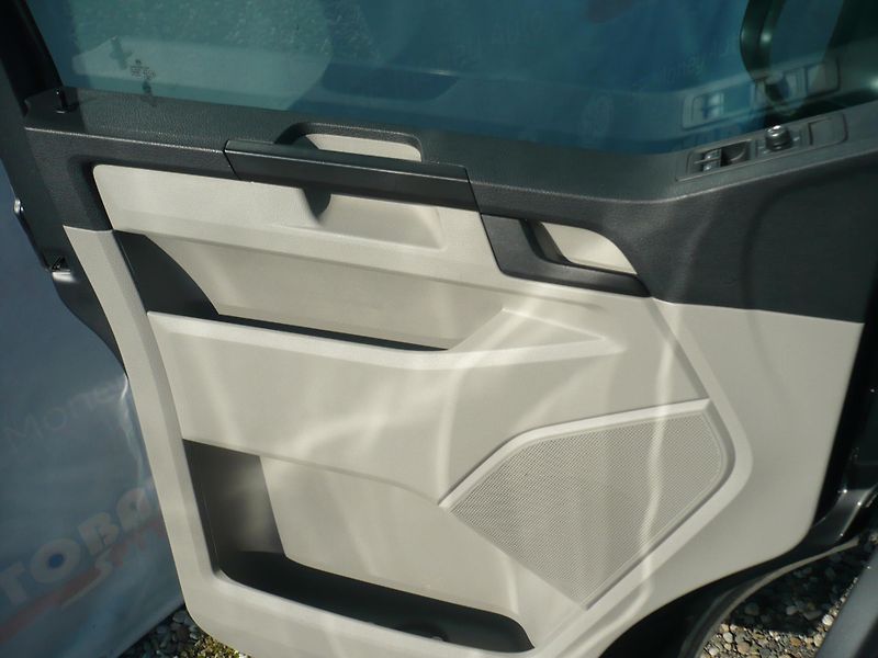 Volkswagen T6 2.0TDI 150Kw 4x4 Klima - fotka 45 z 48