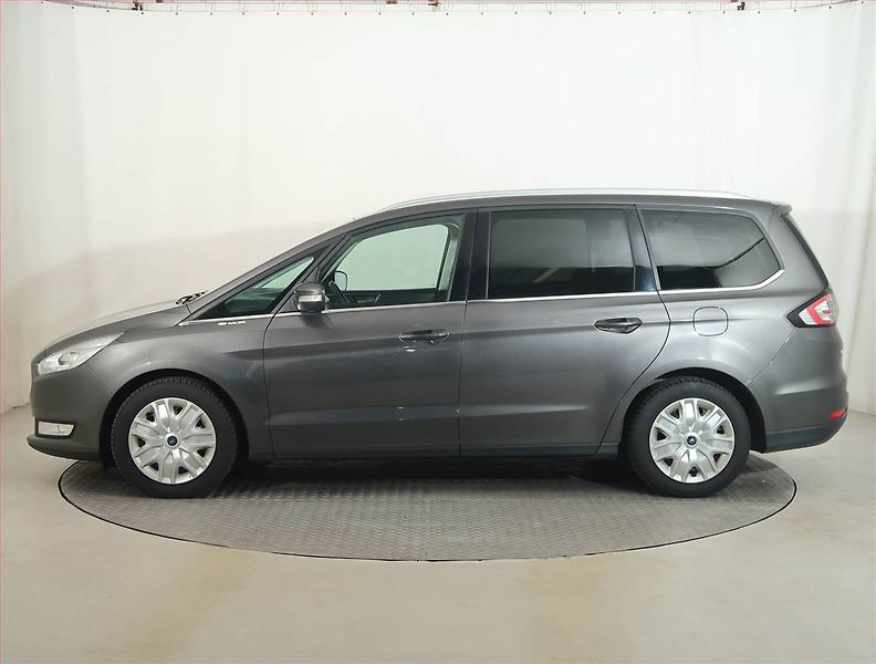 Ford Galaxy (2016) 2.0 TDCi, 4X4, 7 míst - fotka 3 z 17