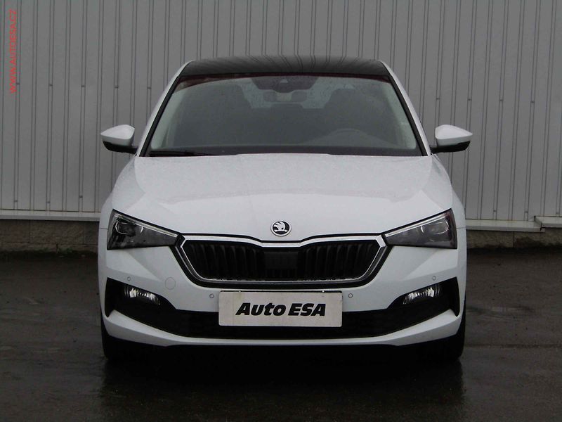 Škoda Scala (2021) 1.0 TSi, ČR, Style, DSG - fotka 2 z 18