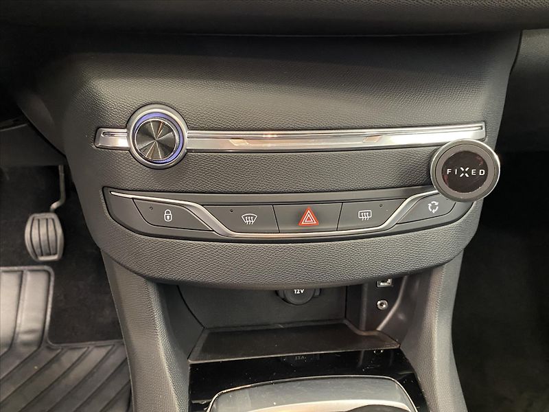 Peugeot 308 1,2 PureTech 60kW Active - fotka 21 z 28