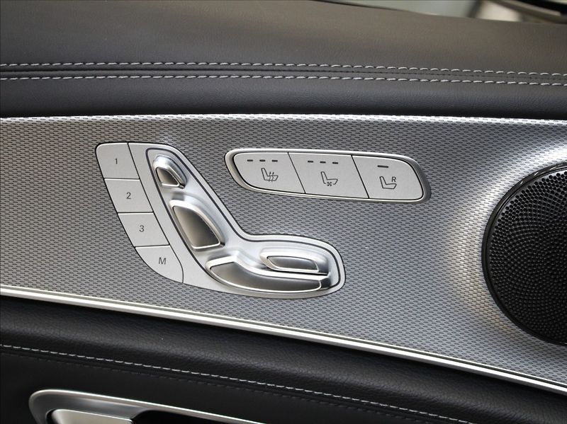 Mercedes-Benz Třídy E E63s 612k.4M 65 780km.DPH   4, - fotka 25 z 45