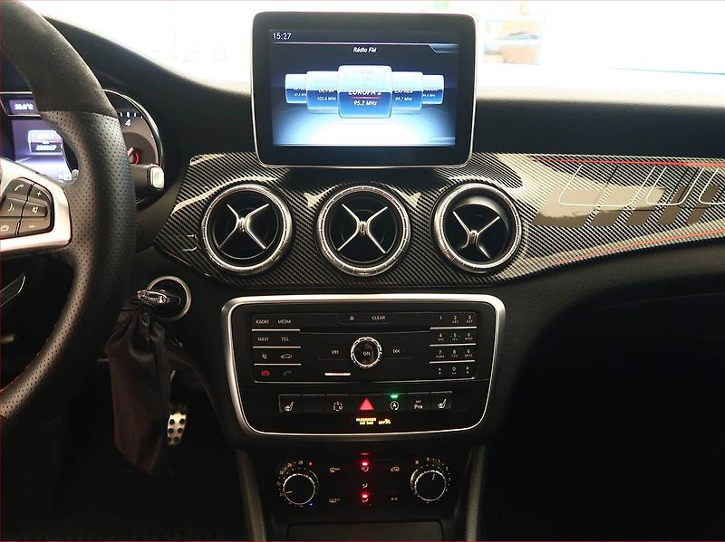 Mercedes-Benz CLA (2015) 220 CDI, Automat, Kůže, Navi - fotka 12 z 19