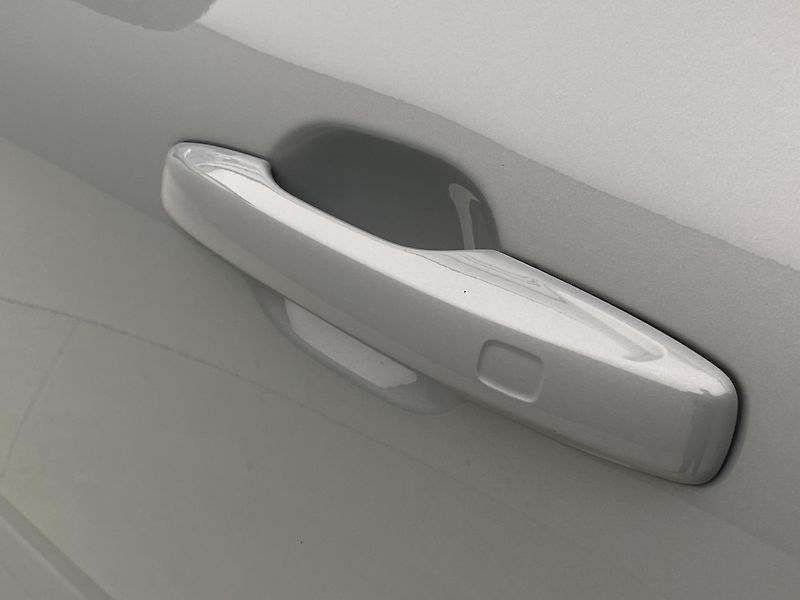 Volvo XC60 T6 AWD PLUG-IN PLUS DARK - fotka 33 z 54