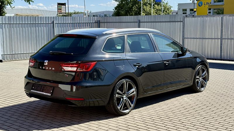 Seat Leon ST*2.0TDi*135kW*FR*LED*ACC* - fotka 4 z 20