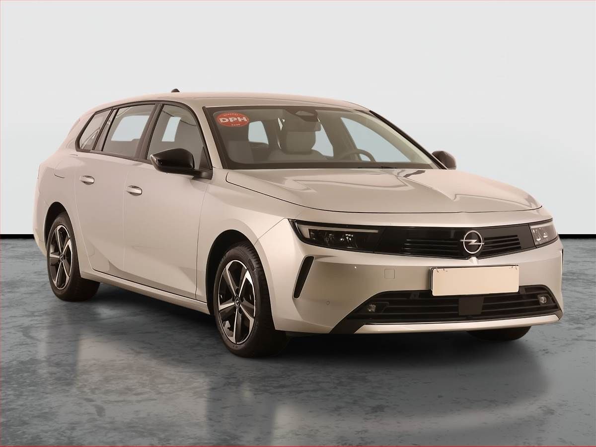 Opel Astra Edition 1.2 Turbo, digi klima