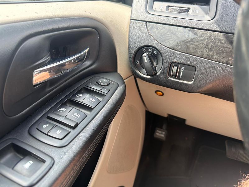 Dodge Grand Caravan (2014) 3,6 SXT Crew RT 2014 - fotka 14 z 19