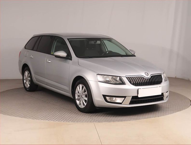 Škoda Octavia (2013) 1.6 TDI, Tempomat - fotografie inzerátu